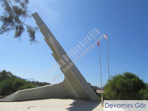 Özgürlük Anıtı Girne - Kıbrıs