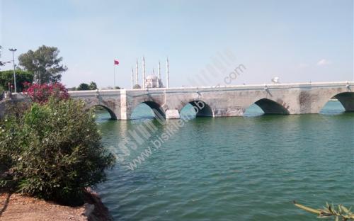 Adana Taş Köprü