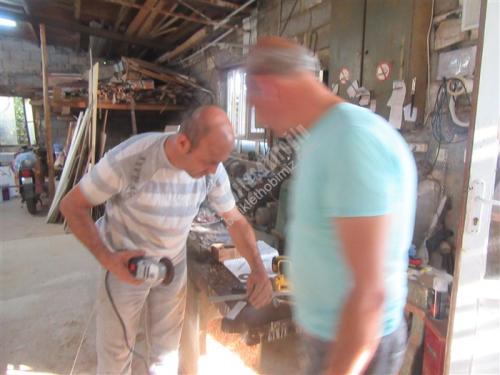 MURAT KEMAL KARDEŞLER BİSİKLET AYAĞI İLE UĞRAŞIYORLAR